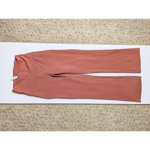 Lululemon Groove Super High Rise Crop 23" size 2